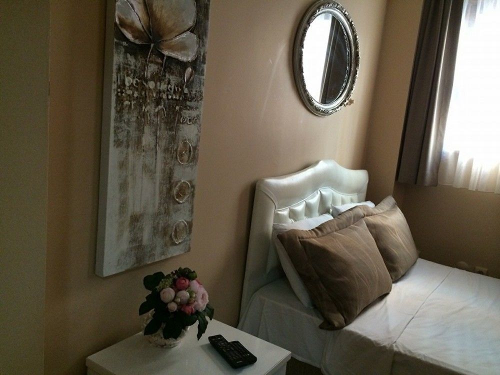 Ortakoey Tiny One Hotel Istambul Exterior foto